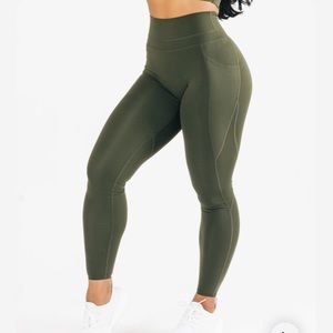 ALPHALETE ALPHALUX FORCE LEGGING